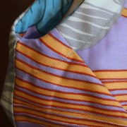 Ateljésydd unik tunikaklänning i fantastiskt vintagetyg